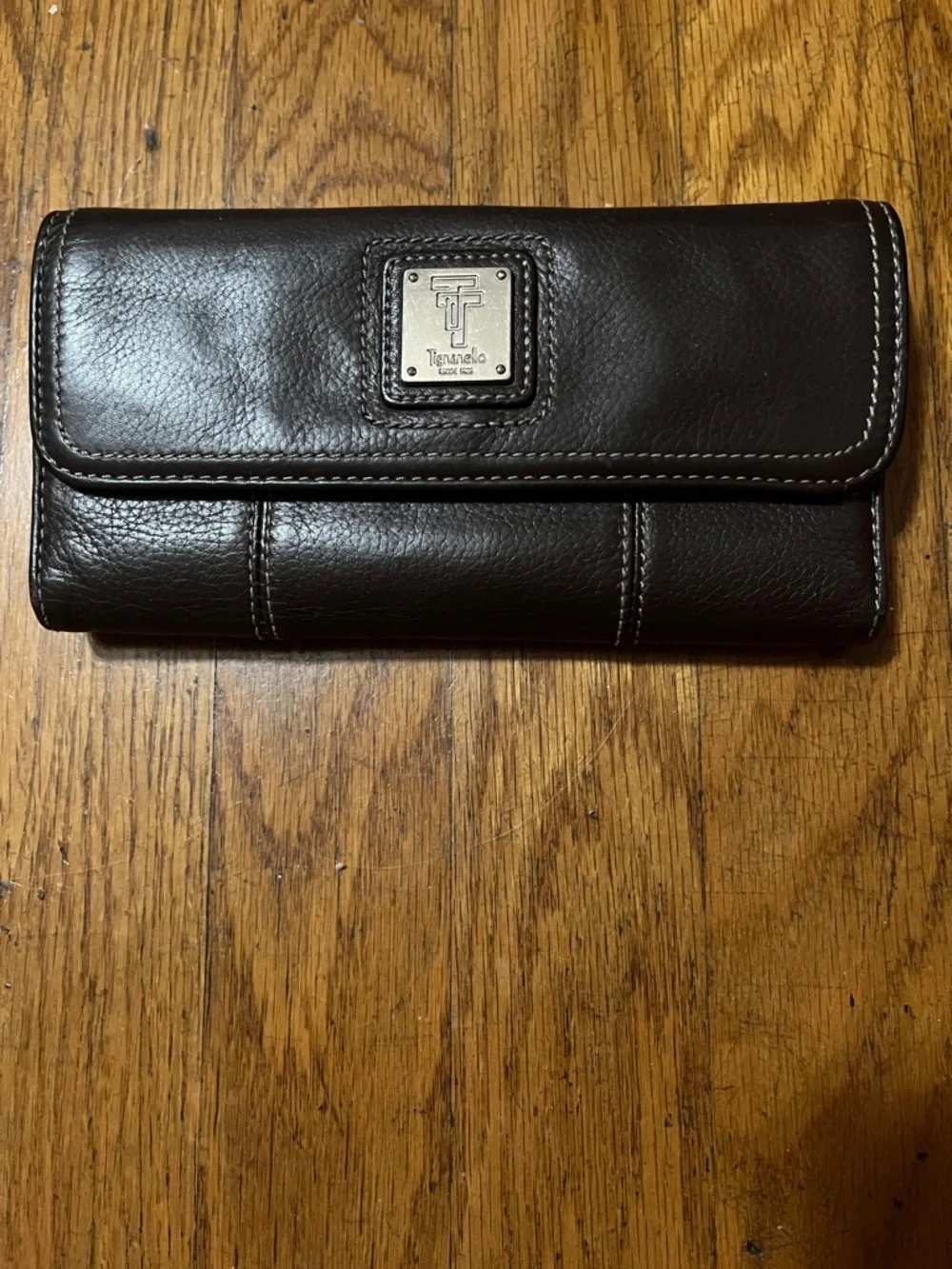 Tignanello sleek leather